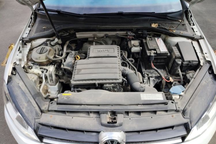 Used Volkswagen Golf 2015 1.6L Automatic Comfort Model Engine Bay
