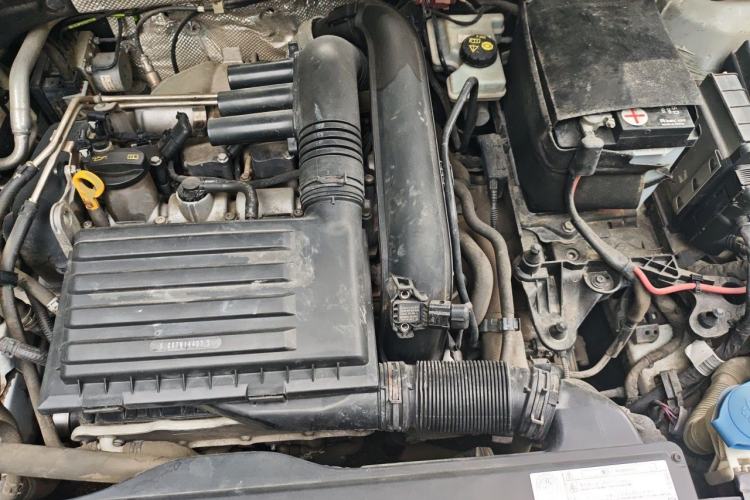 Used Volkswagen Golf 2015 1.4TSI Automatic Comfort Model Engine Bay