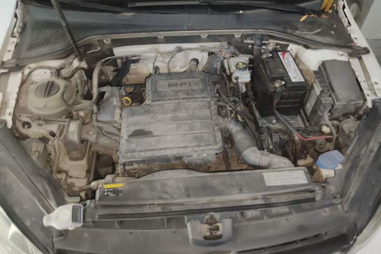Used Volkswagen Golf 2015 1.6L Automatic Comfort Model Engine Bay