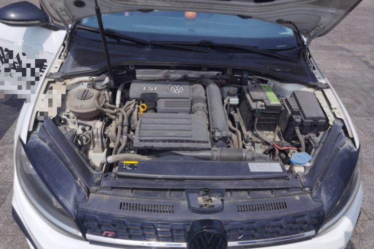 Used Volkswagen Golf 2015 1.4TSI Automatic Comfort Model Engine Bay