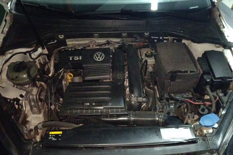 Used Volkswagen Golf 2015 1.4TSI Automatic Flagship Model Engine Bay