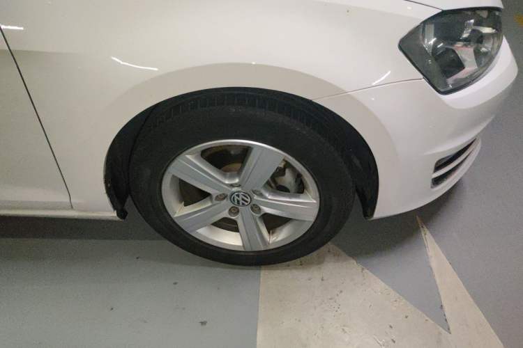 Used Volkswagen Golf 2015 1.4TSI Automatic Comfort Model Exterior 1