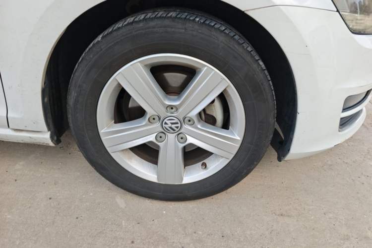 Used Volkswagen Golf 2015 1.4TSI Automatic Comfort Model Exterior 1