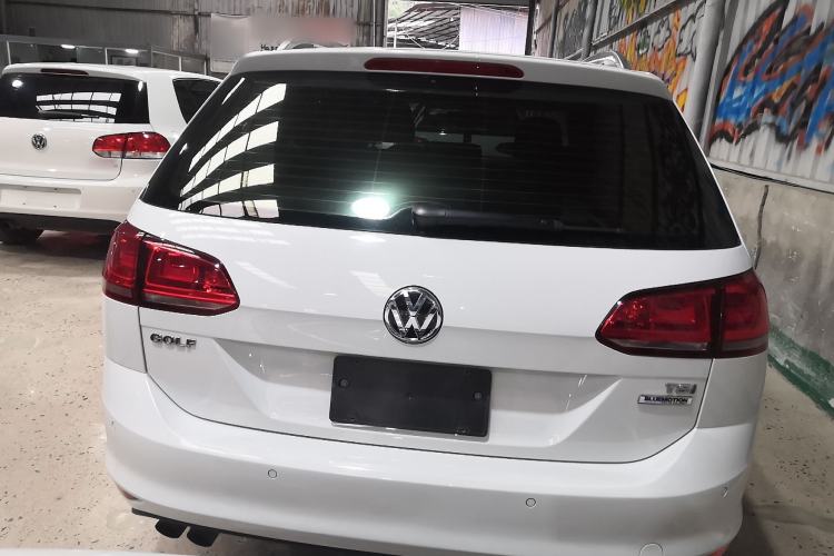 Used Volkswagen Golf 2015 1.4TSI Comfort Travel Edition Exterior 2