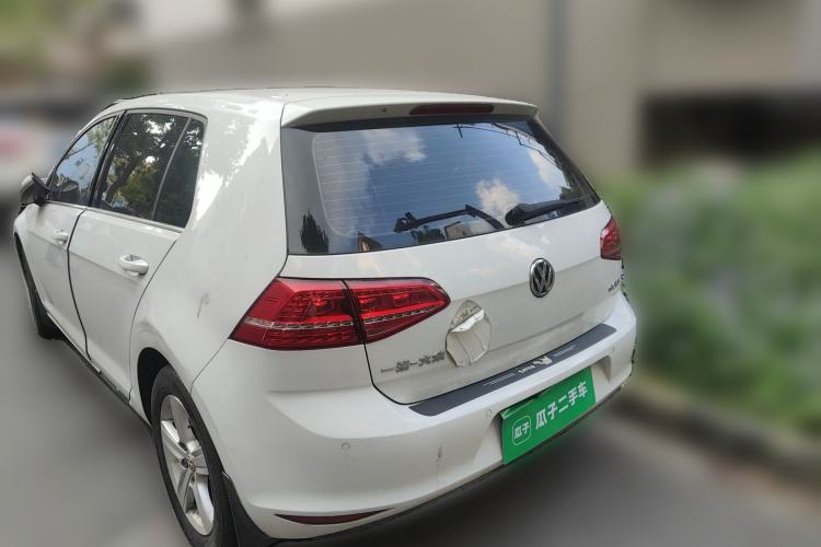 Used Volkswagen Golf 2015 1.6L Automatic Comfort Model Exterior 3