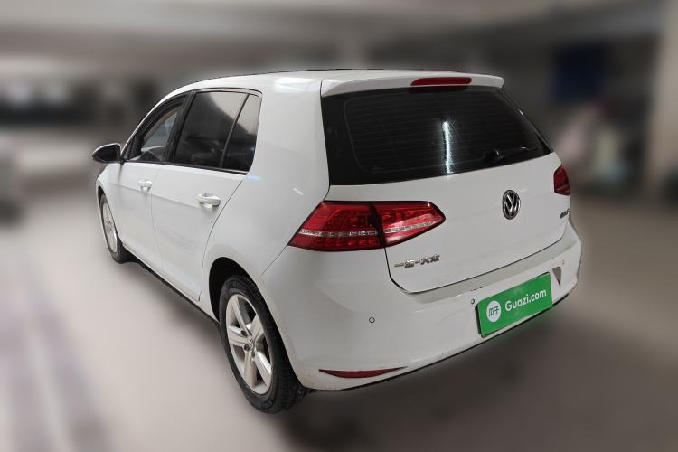 Used Volkswagen Golf 2015 1.6L Manual Fashion Edition Exterior 3