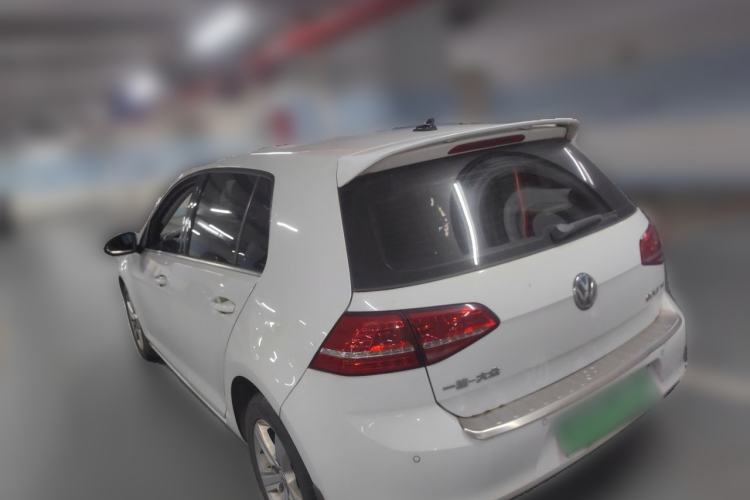 Used Volkswagen Golf 2015 1.4TSI Automatic Comfort Model Exterior 3