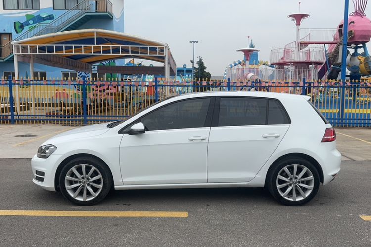 Used Volkswagen Golf 2015 1.4TSI Automatic Flagship Model Exterior 3