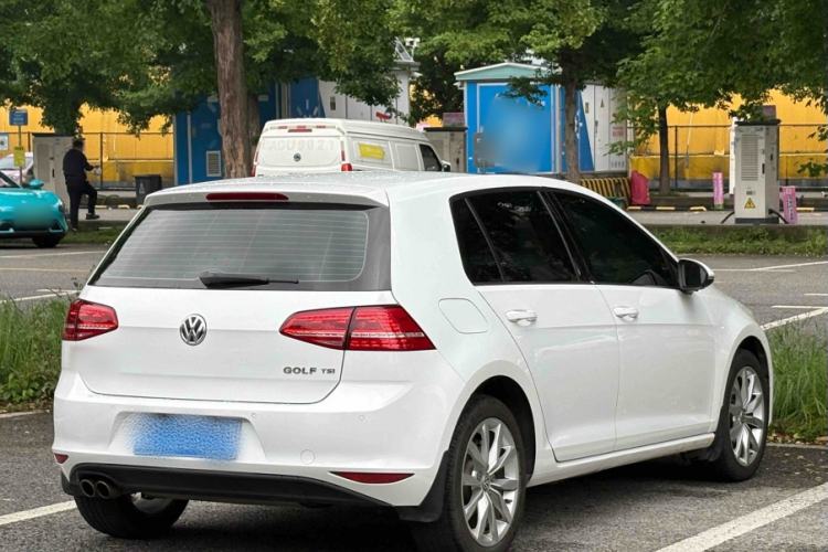Used Volkswagen Golf 2015 1.4TSI Automatic Flagship Model Exterior 3