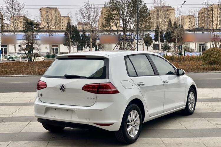 Used Volkswagen Golf 2015 1.6L Manual Fashion Edition Exterior 3