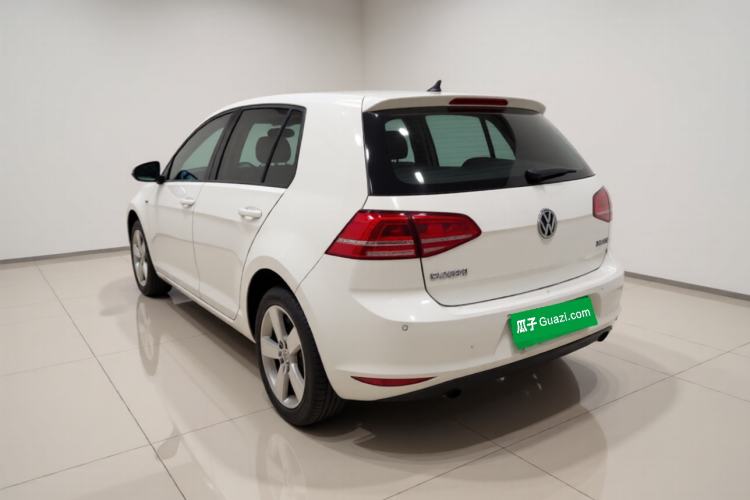 Used Volkswagen Golf 2015 1.4TSI Automatic Comfort Model Exterior 3