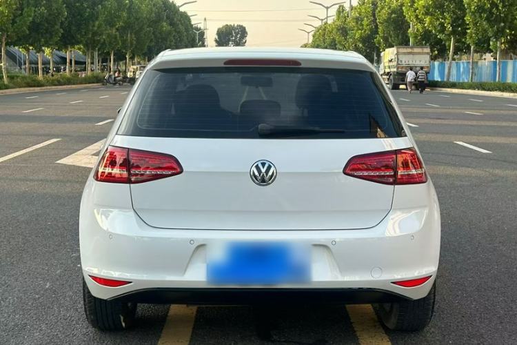 Used Volkswagen Golf 2015 1.6L Automatic Comfort Model Exterior 3