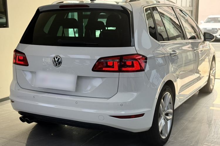 Used Volkswagen Golf 2015 1.4TSI Sportsvan Exterior 4