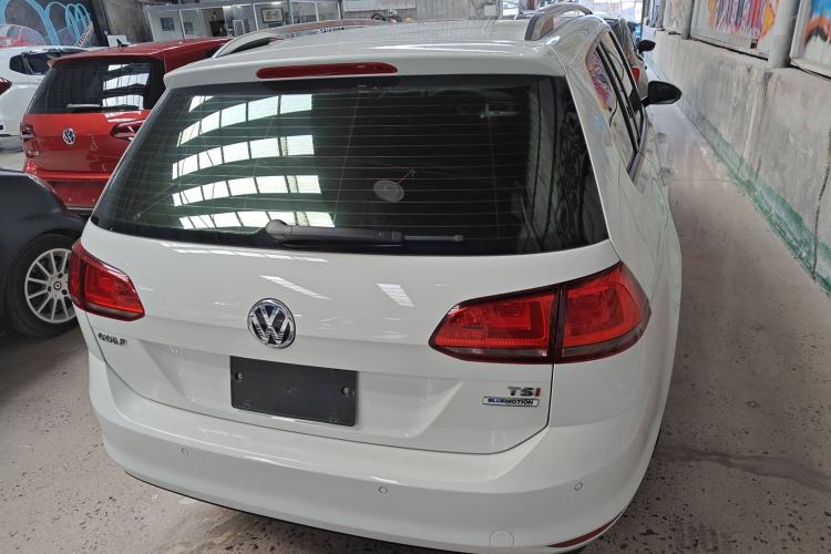 Used Volkswagen Golf 2015 1.4TSI Comfort Travel Edition Exterior 4