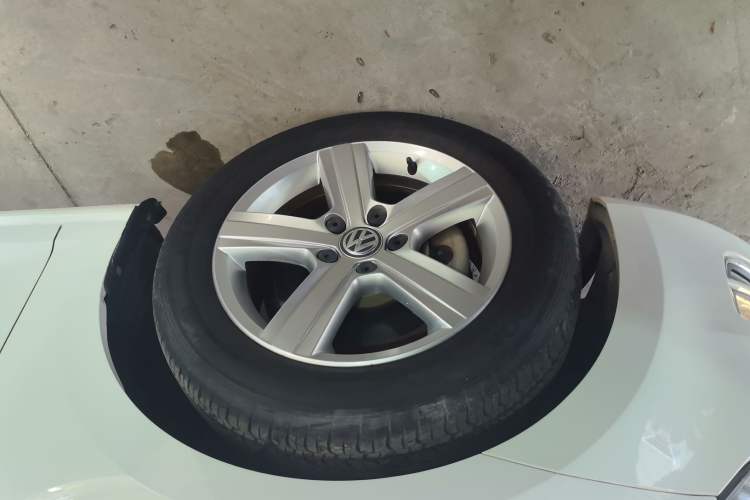 Used Volkswagen Golf 2015 1.4TSI Automatic Comfort Model Exterior 4