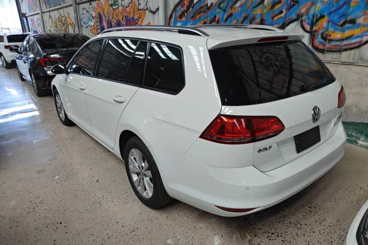 Used Volkswagen Golf 2015 1.4TSI Comfort Travel Edition Exterior 5