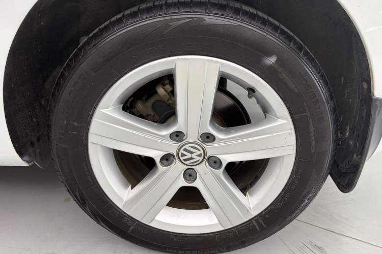 Used Volkswagen Golf 2015 1.4TSI Automatic Comfort Model Exterior 6