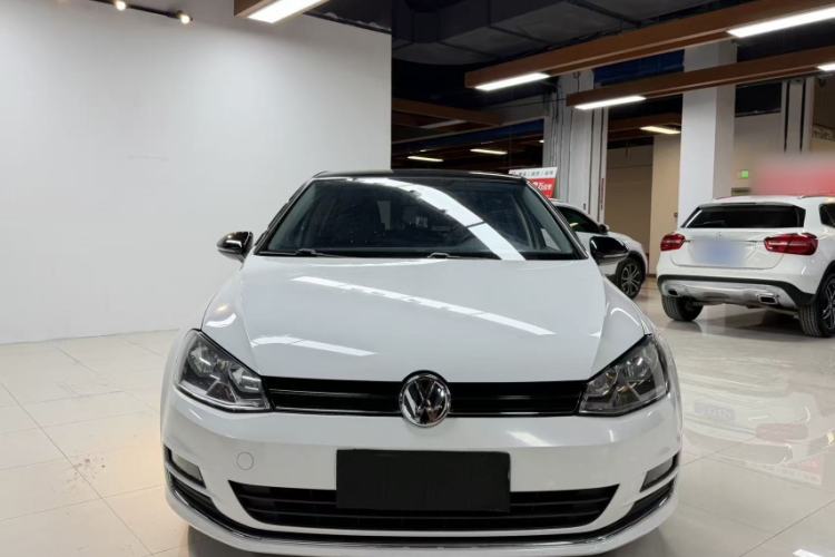 Used Volkswagen Golf 2015 1.6L Manual Fashion Edition Exterior 6