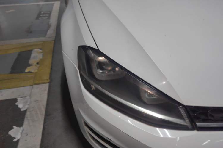 Used Volkswagen Golf 2015 1.4TSI Automatic Comfort Model Exterior 6