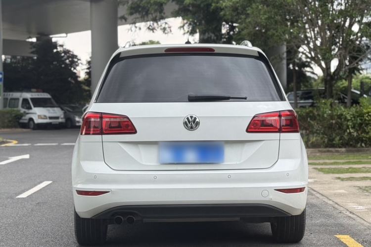 Used Volkswagen Golf 2015 1.4TSI Sportsvan Exterior 6