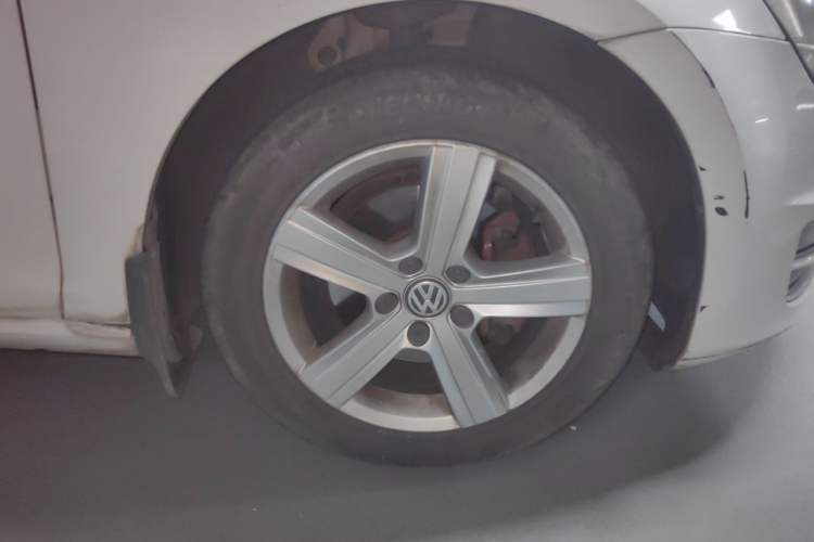 Used Volkswagen Golf 2015 1.4TSI Automatic Comfort Model Exterior 7