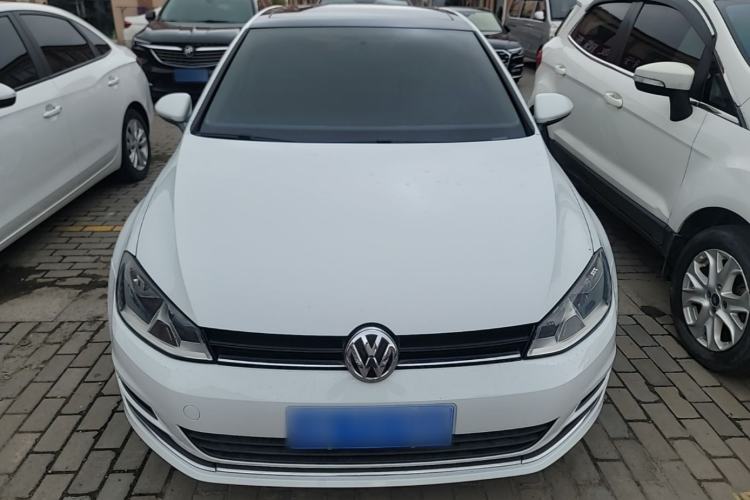 Used Volkswagen Golf 2015 1.6L Automatic Comfort Model Front