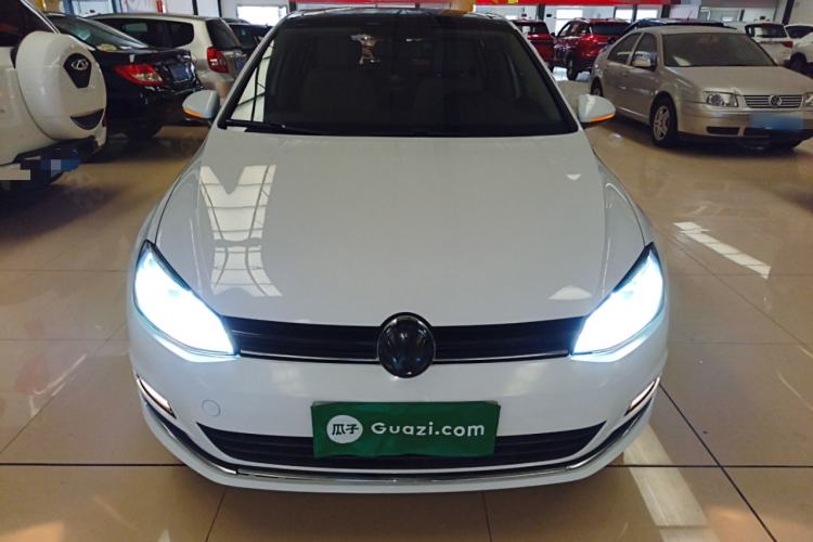 Used Volkswagen Golf 2015 1.6L Automatic Comfort Model Front