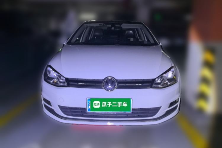 Used Volkswagen Golf 2015 1.4TSI Automatic Luxury Model Front