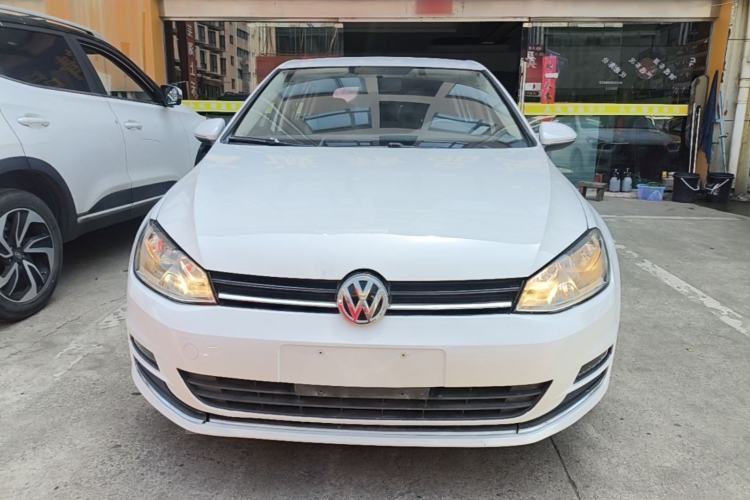 Used Volkswagen Golf 2015 1.6L Manual Fashion Edition Front