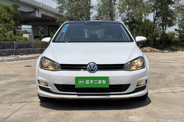 Used Volkswagen Golf 2015 1.6L Automatic Comfort Model Front