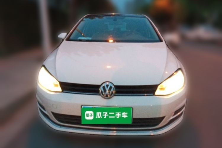Used Volkswagen Golf 2015 1.4TSI Automatic Luxury Model Front