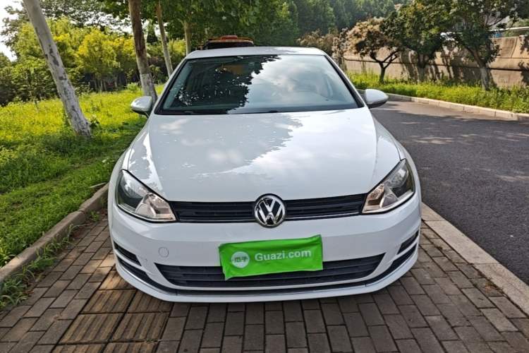 Used Volkswagen Golf 2015 1.6L Automatic Fashion Model Front