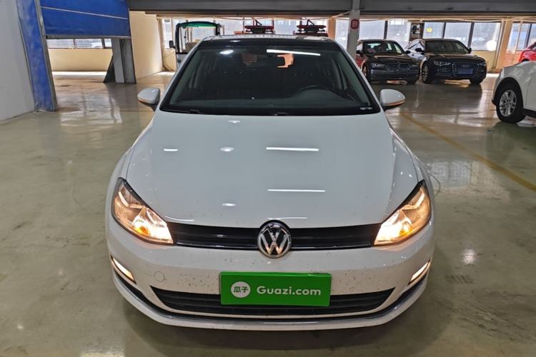 Used Volkswagen Golf 2015 1.2TSI Automatic Comfort Model Front