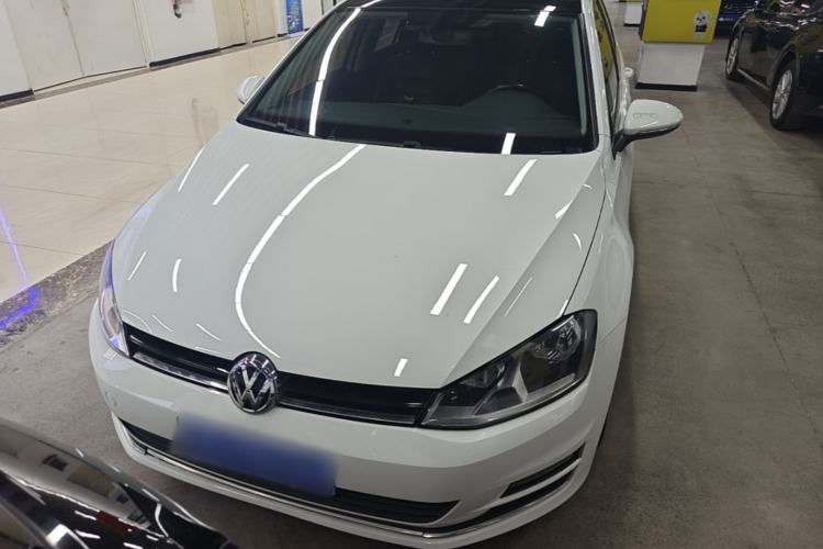 Used Volkswagen Golf 2015 1.4TSI Automatic Luxury Model Front