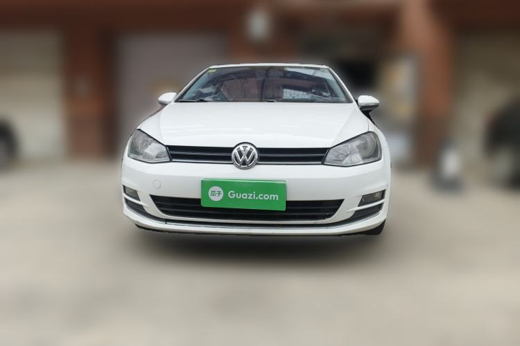 Used Volkswagen Golf 2015 1.6L Automatic Fashion Model Front
