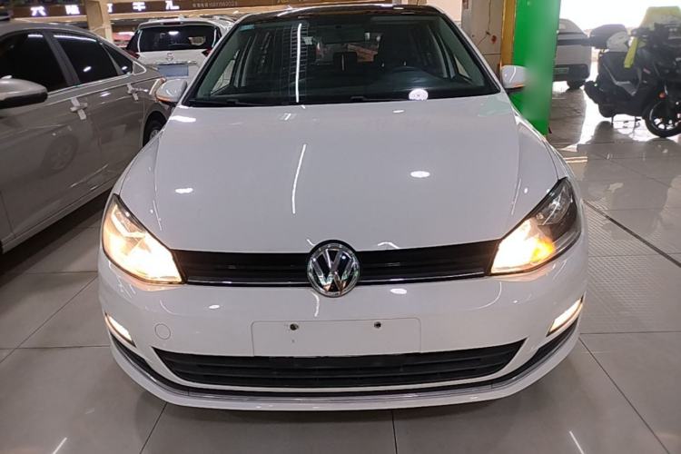 Used Volkswagen Golf 2015 1.4TSI Automatic Comfort Model Front