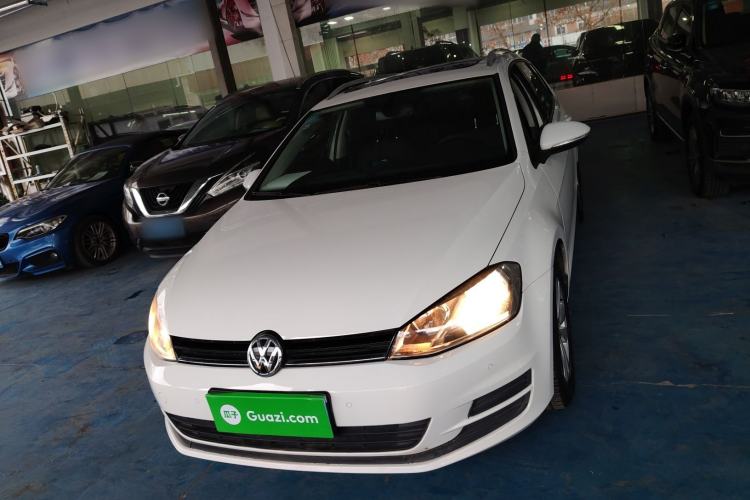 Used Volkswagen Golf 2015 1.4TSI Comfort Travel Edition Front