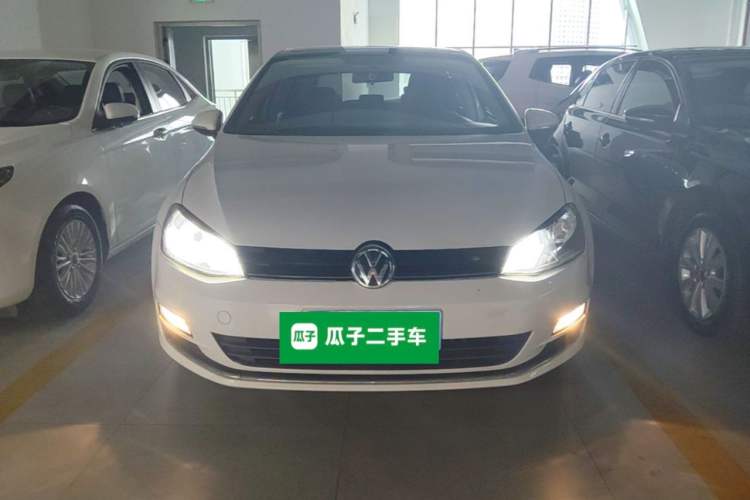 Used Volkswagen Golf 2015 1.6L Automatic Comfort Model Front