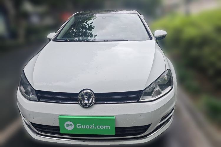 Used Volkswagen Golf 2015 1.4TSI Automatic Luxury Model Front