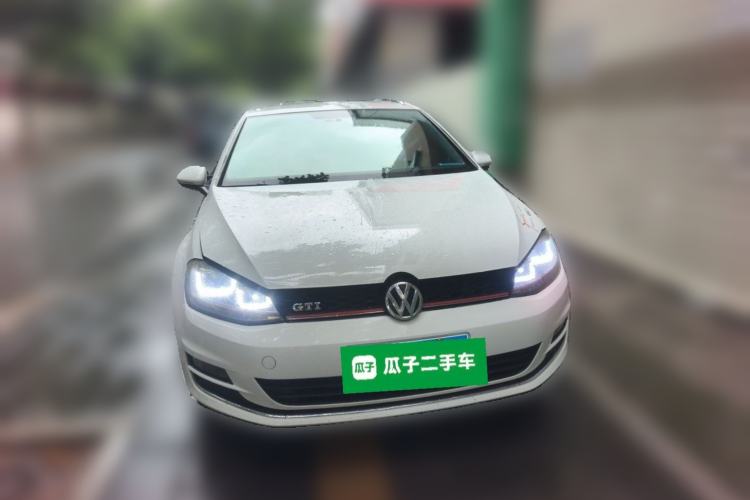 Used Volkswagen Golf 2015 1.6L Automatic Fashion Model Front
