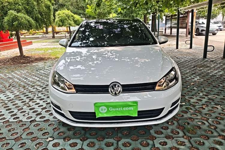 Used Volkswagen Golf 2015 1.4TSI Automatic Comfort Model Front