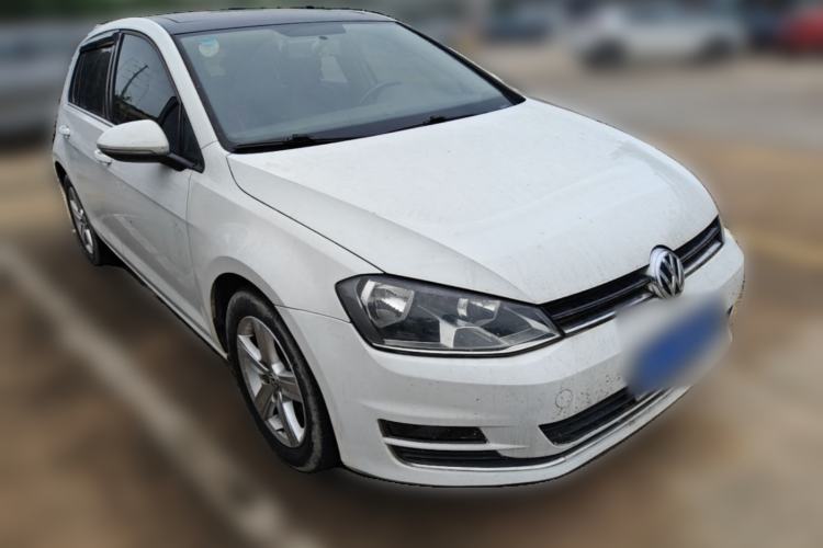 Used Volkswagen Golf 2015 1.4TSI Automatic Comfort Model Front Right 45 Deg