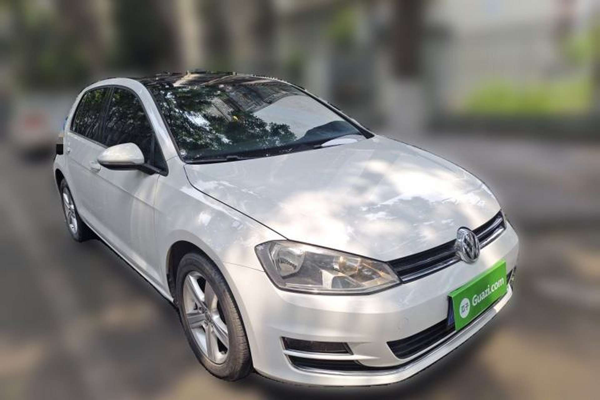 Used Volkswagen Golf 2015 1.6L Automatic Comfort Model Front Right 45 Deg