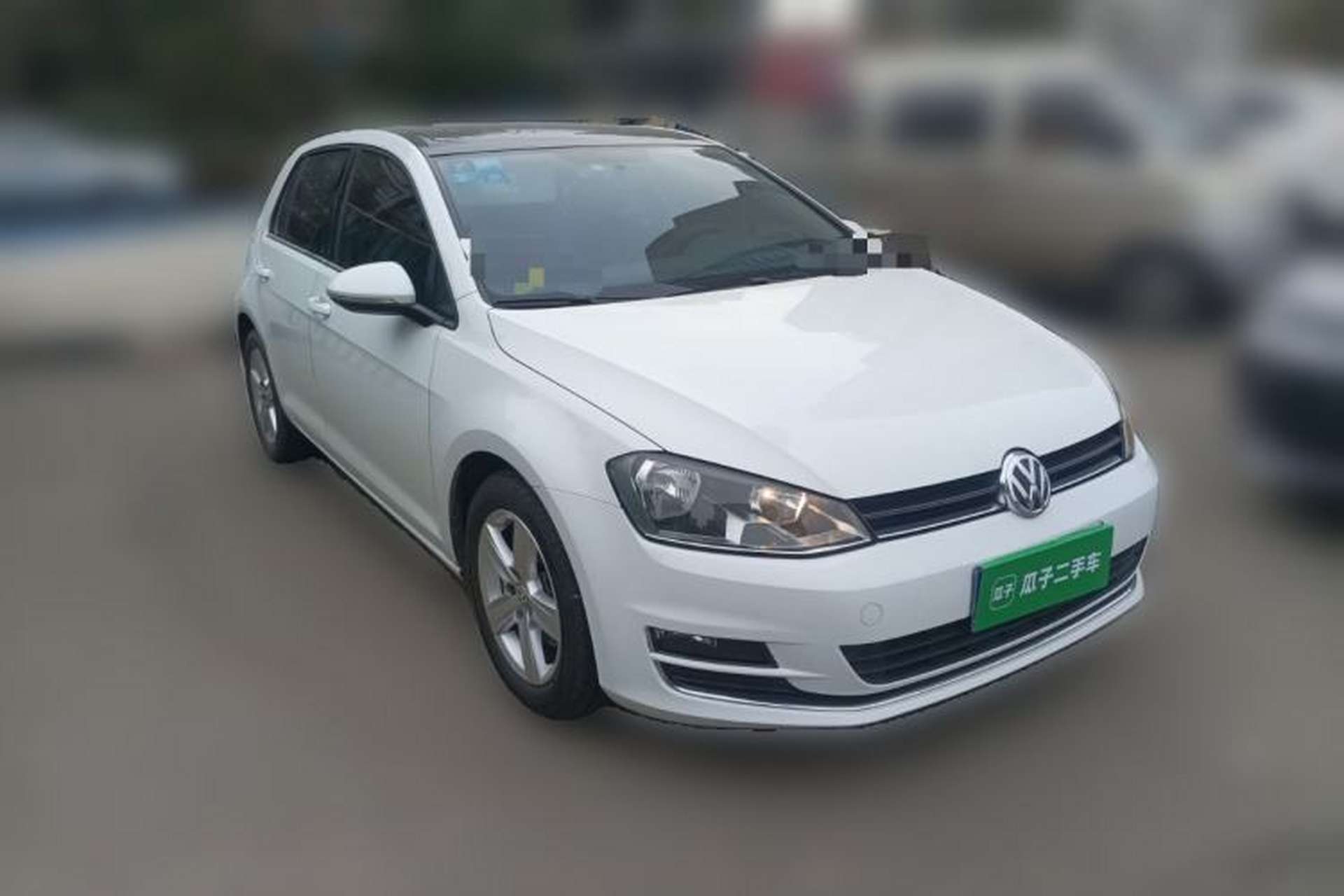 Used Volkswagen Golf 2015 1.6L Automatic Comfort Model Front Right 45 Deg