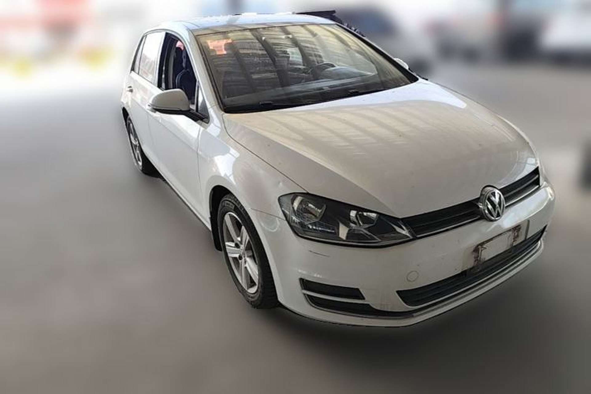 Used Volkswagen Golf 2015 1.4TSI Automatic Comfort Model Front Right 45 Deg