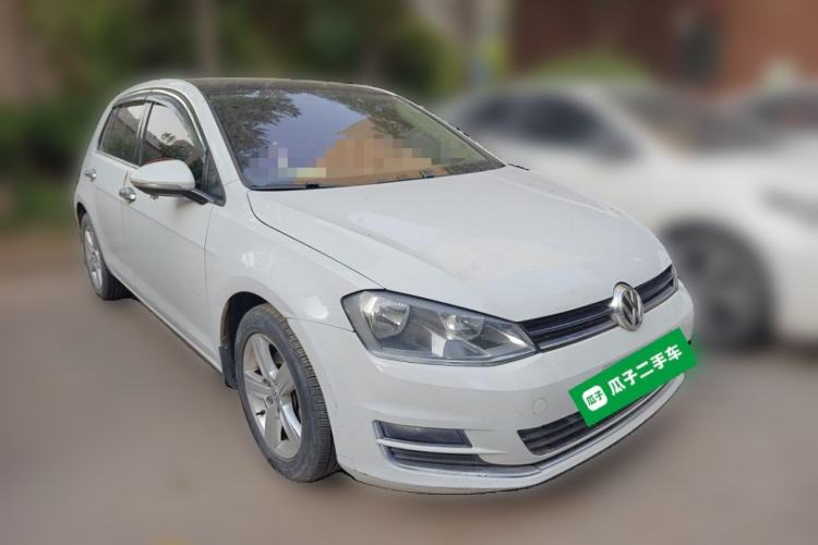 Used Volkswagen Golf 2015 1.4TSI Automatic Comfort Model Front Right 45 Deg