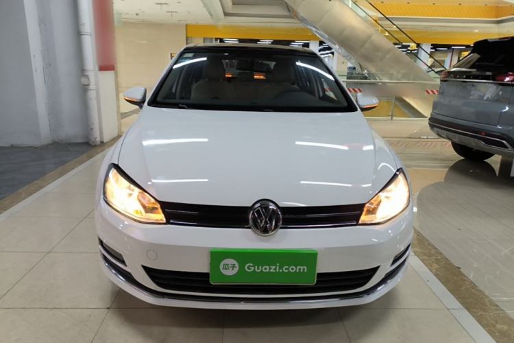 Used Volkswagen Golf 2015 1.6L Automatic Comfort Model Front