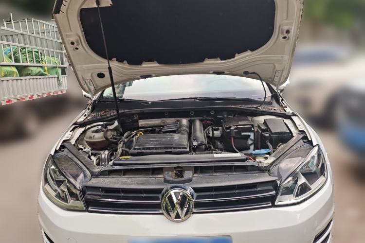 Used Volkswagen Golf 2015 1.4TSI Automatic Comfort Model Front
