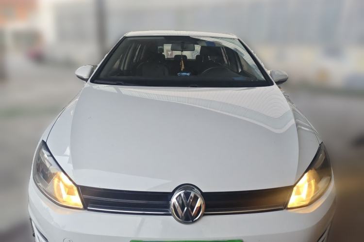 Used Volkswagen Golf 2015 1.6L Automatic Fashion Model Front