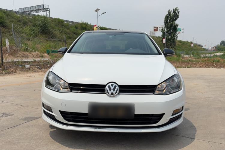 Used Volkswagen Golf 2015 1.6L Automatic Comfort Model Front